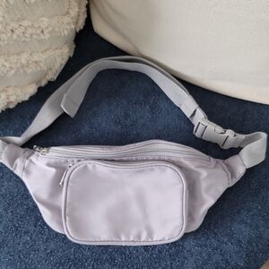 Wild Fable Gray Belt Bag